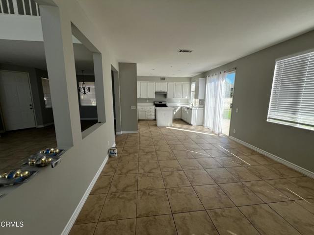 Detail Gallery Image 23 of 26 For 1300 Meadowlark Ln, Oxnard,  CA 93036 - 4 Beds | 2/1 Baths