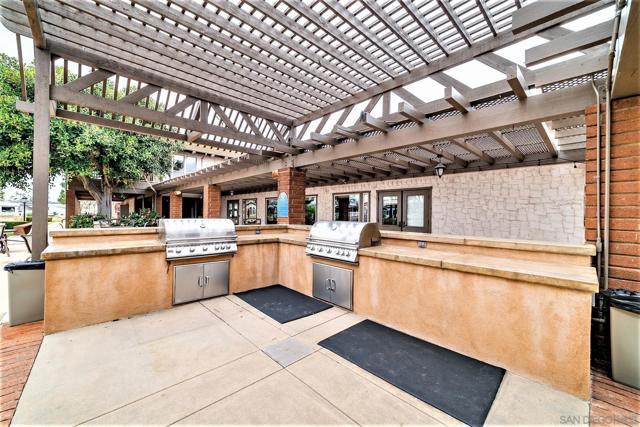 7004 San Bartolo, Carlsbad, California 92011, 2 Bedrooms Bedrooms, ,2 BathroomsBathrooms,Residential,For Sale,San Bartolo,240020777SD