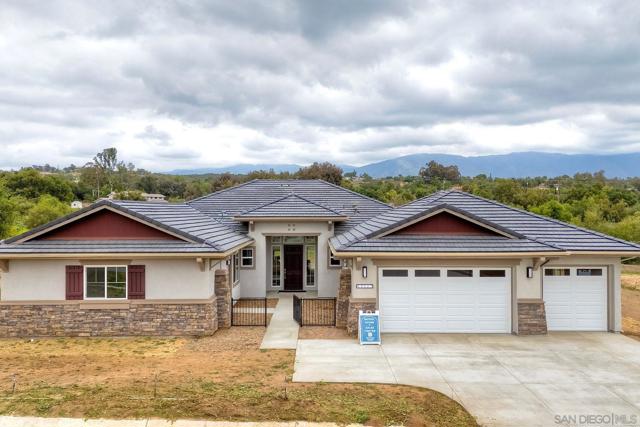29527 Viking View Ln, Valley Center CA: https://media.crmls.org/mediaz/423c82f5-7504-479b-a4fa-72f7623035c3.jpg