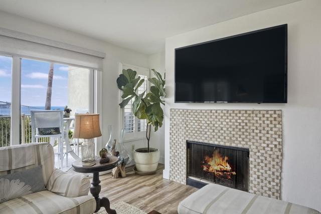 Detail Gallery Image 10 of 51 For 600 N the Strand #3,  Oceanside,  CA 92054 - 1 Beds | 1 Baths