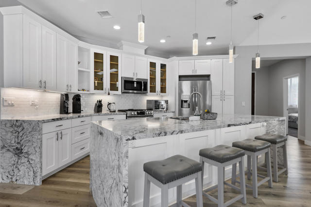 79575 Camelback Drive, Indio CA: https://media.crmls.org/mediaz/423d0f9d-f1be-42b7-a4d2-f03fe122c4df.jpg