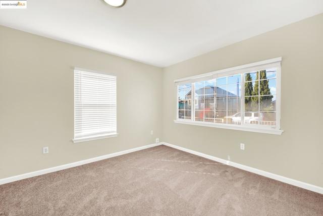 1232 78Th Ave, Oakland CA: https://media.crmls.org/mediaz/423d3598-10b4-45ee-8657-dbee5f65db41.jpg