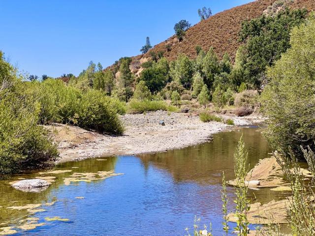 Image 2 of 30 For 20505 Coalinga Road
