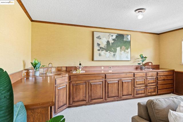 Image 47 of 60 For 921 Rock Canyon Cir