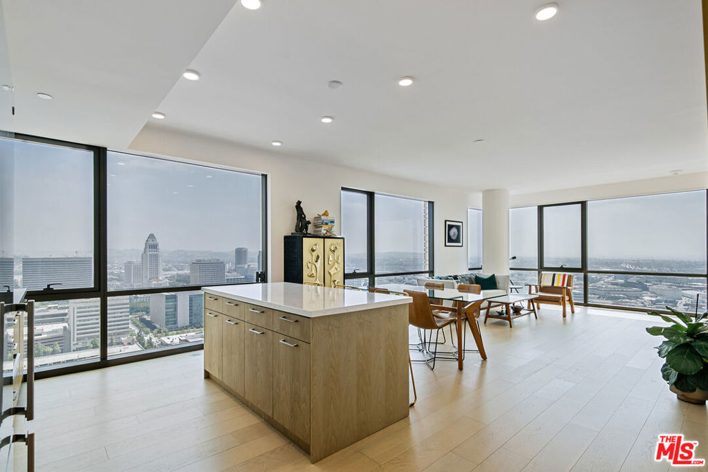 400 S BROADWAY 3202, Los Angeles, CA 90013