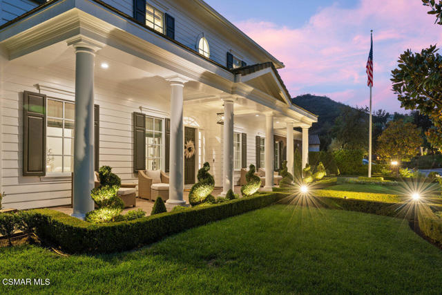 112 Hampstead Court, Westlake Village CA: https://media.crmls.org/mediaz/42415c61-6c8e-4d62-a328-a55ecbb6a84f.jpg