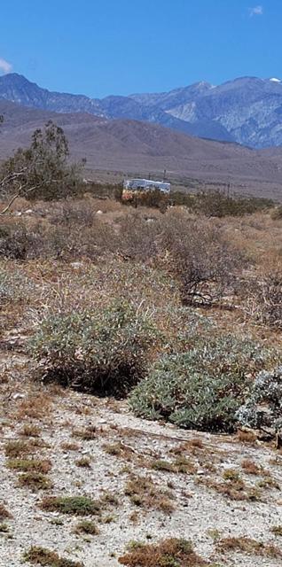 62600 Via Diablo, Desert Hot Springs CA: https://media.crmls.org/mediaz/4241ac2d-b461-40b8-84d4-5cbe5c63a71f.jpg