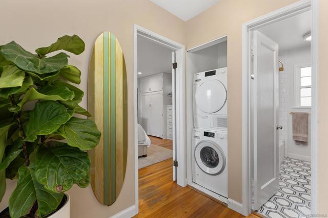 4744 49th St, San Diego CA: https://media.crmls.org/mediaz/42424918-c3a5-4a5e-aba4-174a7e7bac2c.jpg