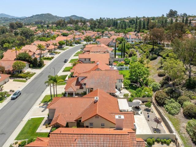 16504 Calle Pulido, San Diego CA: https://media.crmls.org/mediaz/4242617f-5b2b-4833-9bf8-98f40c67f05d.jpg