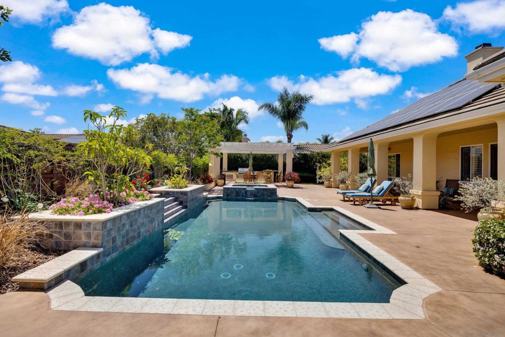 MLS #250027889SD image #6