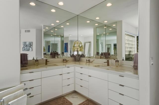 48700 San Pedro Street, La Quinta CA: https://media.crmls.org/mediaz/4243208a-8e11-4f95-a2c2-f222c529bbd0.jpg