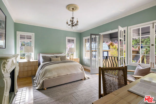 540 Mount Washington Drive, Los Angeles CA: https://media.crmls.org/mediaz/4243216f-86c4-422d-9aba-e1ee22c0435c.jpg