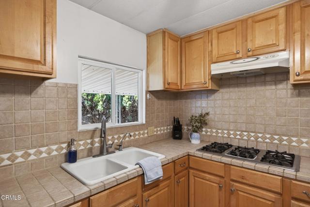 Detail Gallery Image 10 of 24 For 226 Youmans Dr #226,  Ventura,  CA 93003 - 3 Beds | 2 Baths