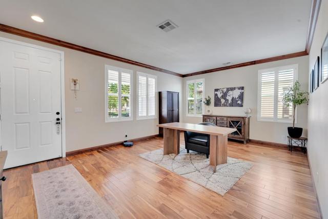 2369 S Creekside Drive, Los Banos CA: https://media.crmls.org/mediaz/4243b1c3-6b87-4f82-85cb-598e8f0ce3d7.jpg