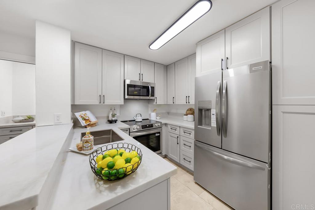 1855 Diamond Street - photo 9