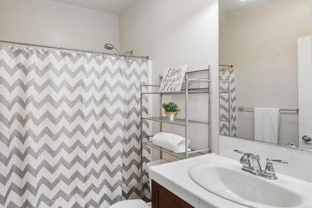2454 Antlers Way, San Marcos CA: https://media.crmls.org/mediaz/424434ec-29a2-4a52-b201-c8cd0c32b919.jpg