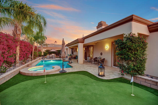 54 Camino Real, Rancho Mirage CA: https://media.crmls.org/mediaz/4244761a-51ce-40d3-b248-0c910eafbb92.jpg