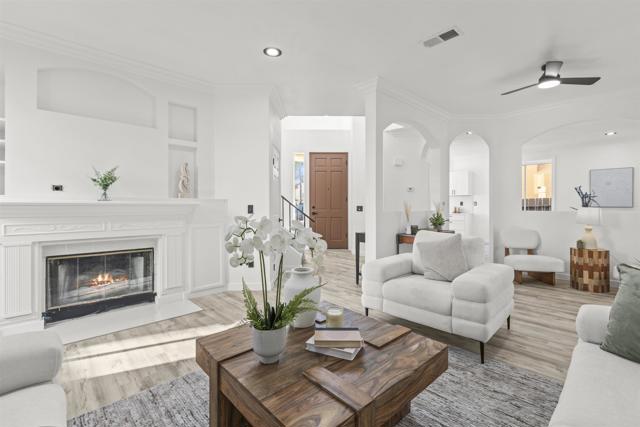 Detail Gallery Image 2 of 43 For 1344 Corte Lira, San Marcos,  CA 92069 - 4 Beds | 2/1 Baths