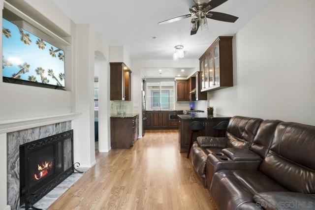 2989 Escala Circle, San Diego CA: https://media.crmls.org/mediaz/42457cbb-8203-45e4-9b1b-8d6c0be1c8fd.jpg