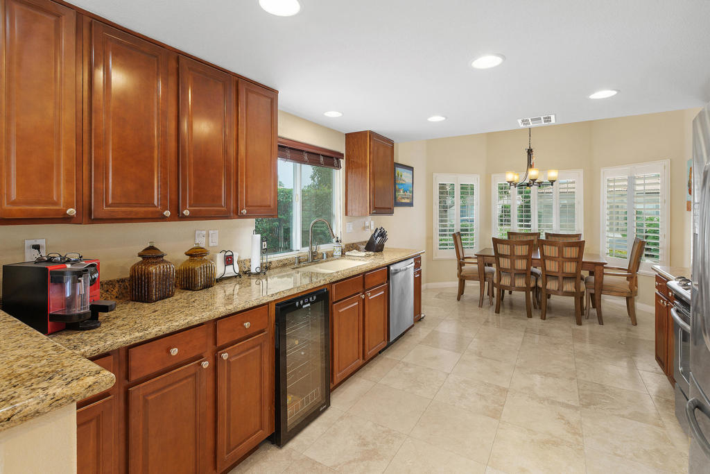 MLS #219136756DA image #10