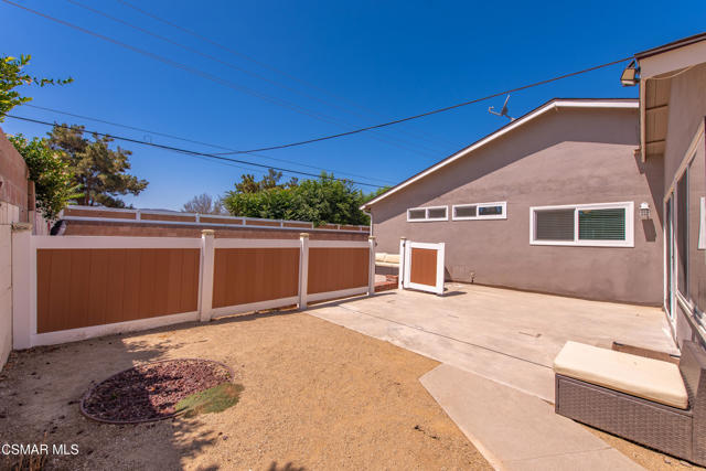 3268 Hilldale Avenue, Simi Valley CA: https://media.crmls.org/mediaz/4246d529-85f6-4250-9c34-c443182487cc.jpg