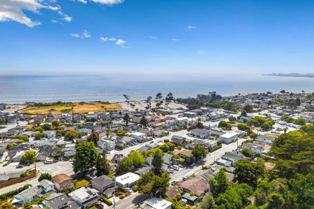 227 Center Avenue, Aptos CA: https://media.crmls.org/mediaz/42473556-c71a-4986-b8e3-b6619fb8cec2.jpg