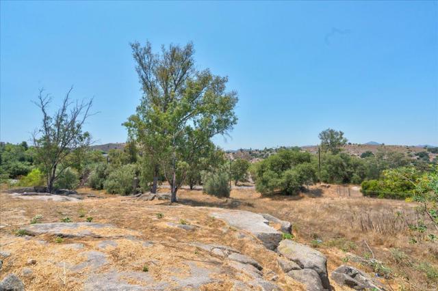 Detail Gallery Image 38 of 43 For 18434 Ramona View Dr, Ramona,  CA 92065 - 4 Beds | 2/1 Baths