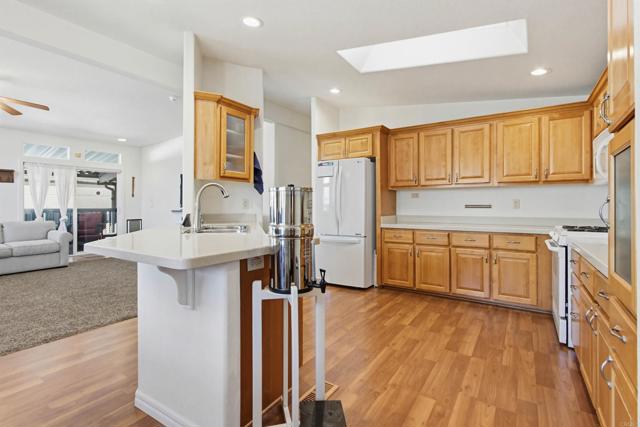 Detail Gallery Image 22 of 67 For 200 N El Camino Real #43,  Oceanside,  CA 92058 - 3 Beds | 2 Baths