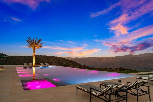 24949 Thunder Mountain Road, Ramona CA: https://media.crmls.org/mediaz/4247ec71-2dc3-49b9-ba9c-8b404530a300.jpg