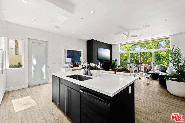 MLS #25615433 image #5