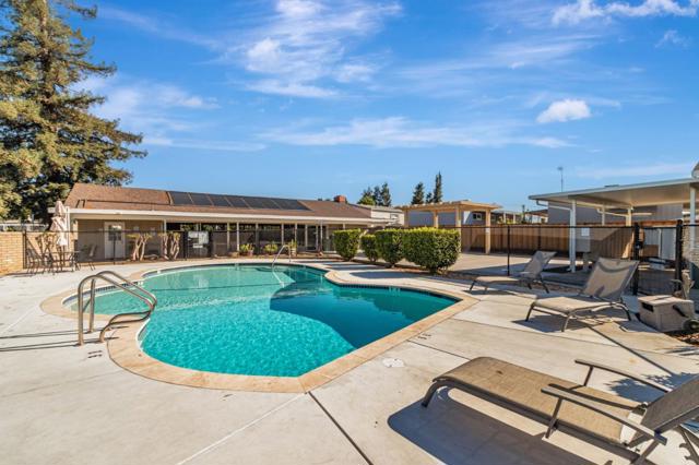 2150 Almaden Rd Road, San Jose CA: https://media.crmls.org/mediaz/4249f693-f6bd-41e7-9bc3-3ea2345e4d8c.jpg