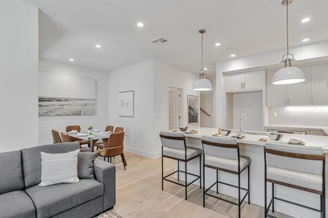 2878 Josephine Lane, Palo Alto CA: https://media.crmls.org/mediaz/424ac990-dcad-424a-bd81-78de42063e0a.jpg