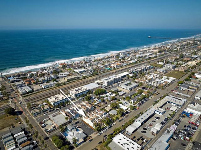 Detail Gallery Image 7 of 45 For 1139 S Tremont St, Oceanside,  CA 92054 - 3 Beds | 2/1 Baths