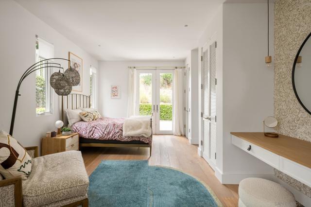 404 Pine Needles, Del Mar CA: https://media.crmls.org/mediaz/424b4dfc-48e0-4aa6-a86a-f8ceea88d037.jpg
