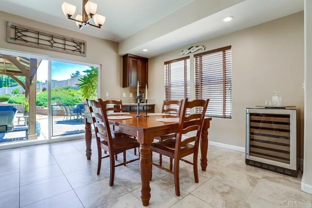 11541 Westhill, Lakeside CA: https://media.crmls.org/mediaz/424b7970-3504-464d-93bf-40a2792d47b9.jpg