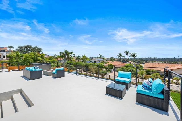 Detail Gallery Image 39 of 46 For 404 Santa Dominga, Solana Beach,  CA 92075 - 6 Beds | 4/1 Baths