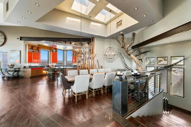 19210 Highland Hills Dr, Ramona CA: https://media.crmls.org/mediaz/424d34ed-9522-4dab-b776-eeb3df9aa7ab.jpg