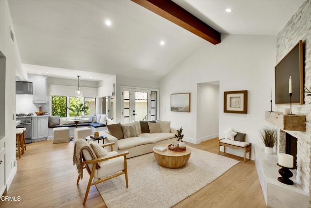 4559 Rayburn Street, Westlake Village CA: https://media.crmls.org/mediaz/424d9879-e951-4bf3-a0d8-45210646b75e.jpg