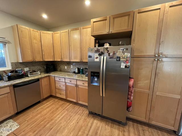 232 Valley Road, Oak View CA: https://media.crmls.org/mediaz/424dedb0-00c8-44ad-ba7b-6b7bf81610ac.jpg