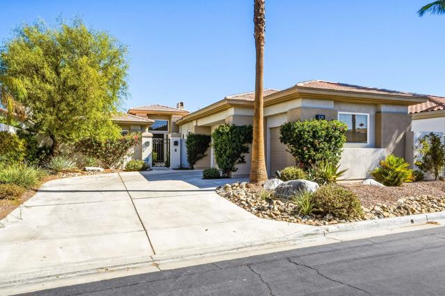 228 White Horse Trail, Palm Desert, CA 92211