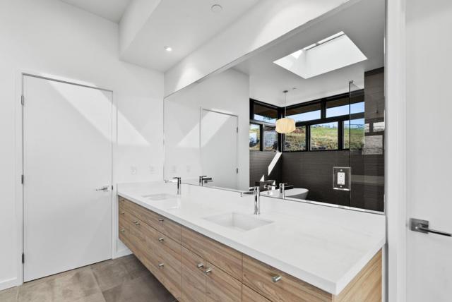 600 Sea View Terrace, La Selva Beach CA: https://media.crmls.org/mediaz/424f1759-7584-452b-942f-5d2dd1658784.jpg