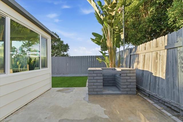 3650 Mount Acadia Blvd, San Diego CA: https://media.crmls.org/mediaz/424ff6b9-7804-4303-be31-205f1839be12.jpg