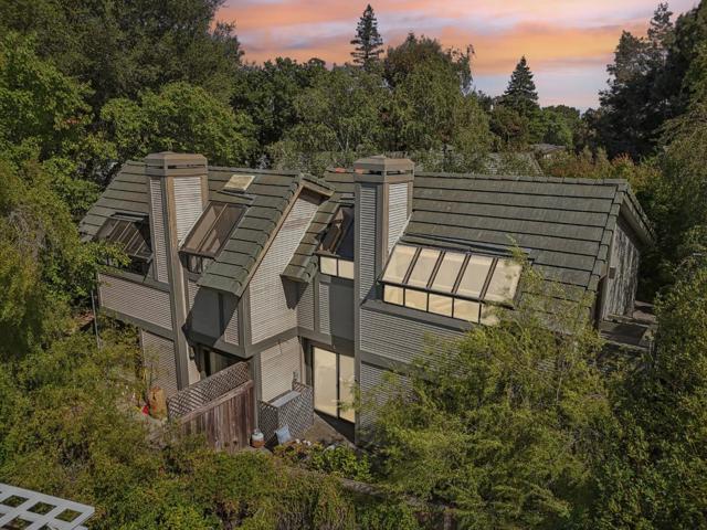 1331 Alma Street, Palo Alto CA: https://media.crmls.org/mediaz/42516edd-db9f-4e7e-82c7-811cfeae45ad.jpg