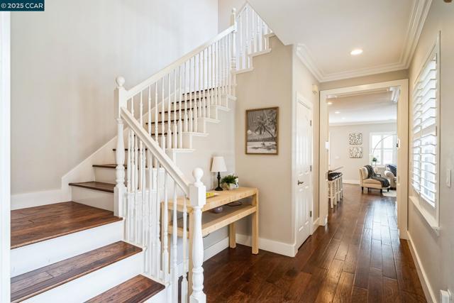 2261 Genoa St, Danville CA: https://media.crmls.org/mediaz/4255c8d7-16d3-4357-be6c-9c369b8e0a1f.jpg