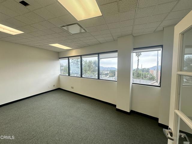 4515 Ocean View Boulevard, La Canada Flintridge, California 91011, ,Commercial Lease,For Rent,4515 Ocean View Boulevard,CRP1-20612