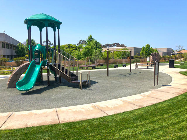 6607 Fathom Way, Goleta CA: https://media.crmls.org/mediaz/42571f9b-5d9e-4f08-a55b-530abb6cd84c.jpg