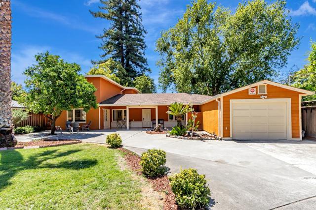 2447 Cottle Avenue, San Jose CA: https://media.crmls.org/mediaz/4257d2d9-e087-42ef-81d3-686899d3d988.jpg