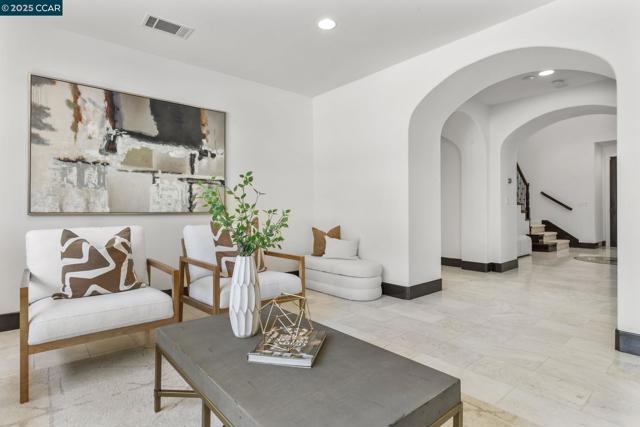 7509 Balmoral Way, San Ramon CA: https://media.crmls.org/mediaz/4257d8ec-d3d3-4d1e-b2ec-d58ee79acf35.jpg