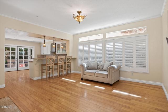 7748 Paso Robles Street, Ventura CA: https://media.crmls.org/mediaz/42582eba-2f1e-47b9-8ce1-57e52e8f881f.jpg