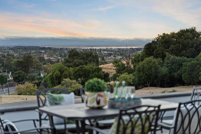 640 Evans Road, Milpitas CA: https://media.crmls.org/mediaz/42587162-310d-467f-942d-f450121934b4.jpg